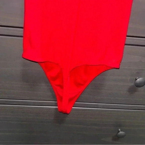 Aritzia -  Wilfred Danette Bodysuit - Picture 4 of 8